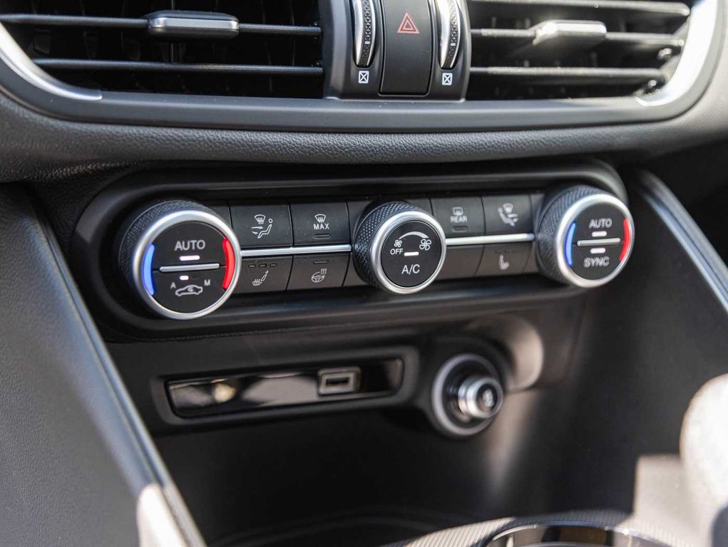 Alfa Romeo Giulia 2025