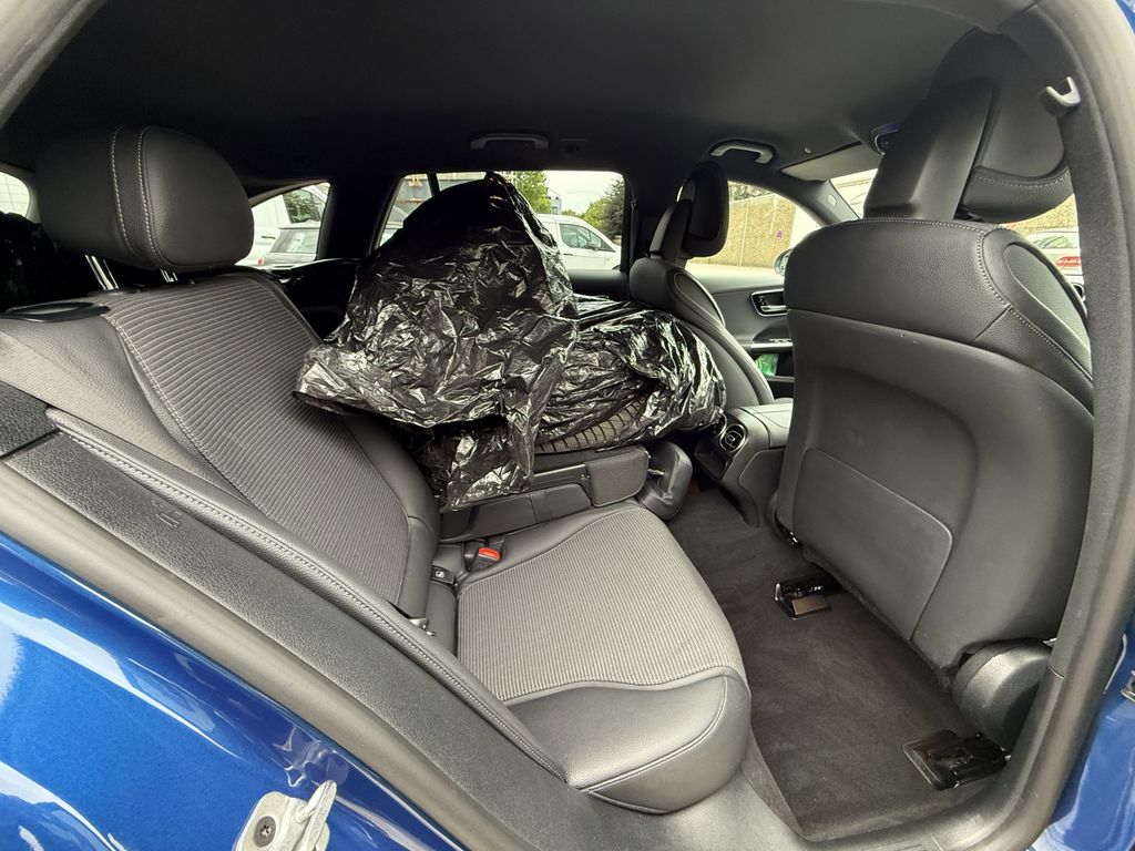 Mercedes-Benz C 300 2023