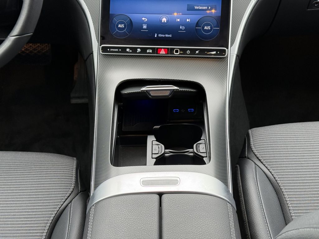 Mercedes-Benz C 300 2023