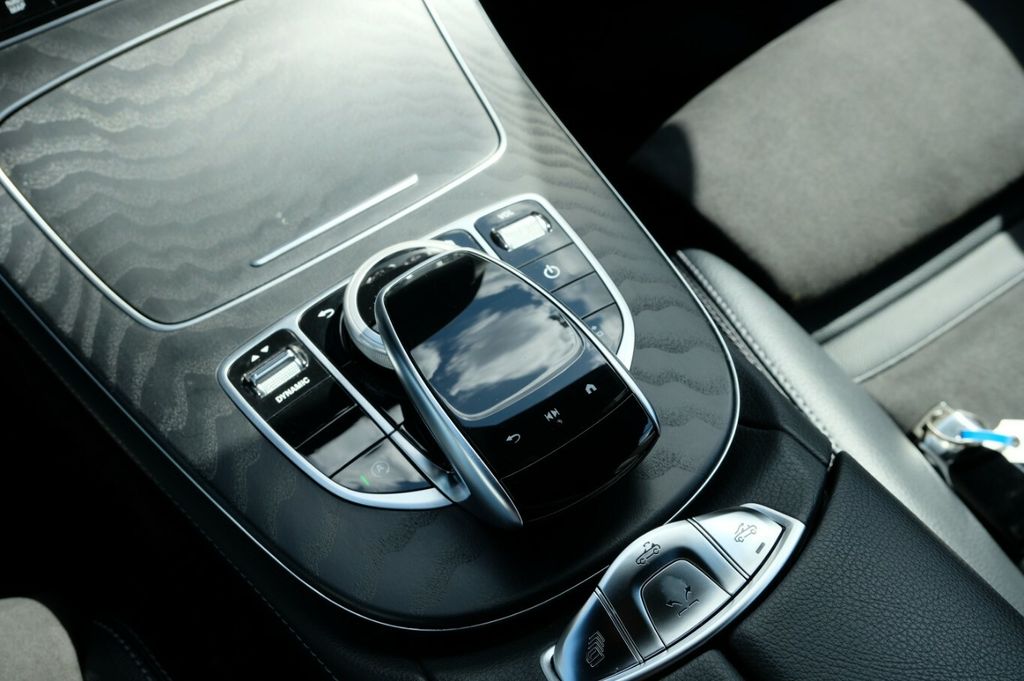 Mercedes-Benz E 400 2021