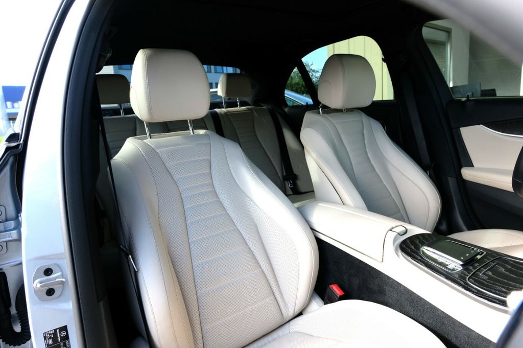 Mercedes-Benz E 400 2021