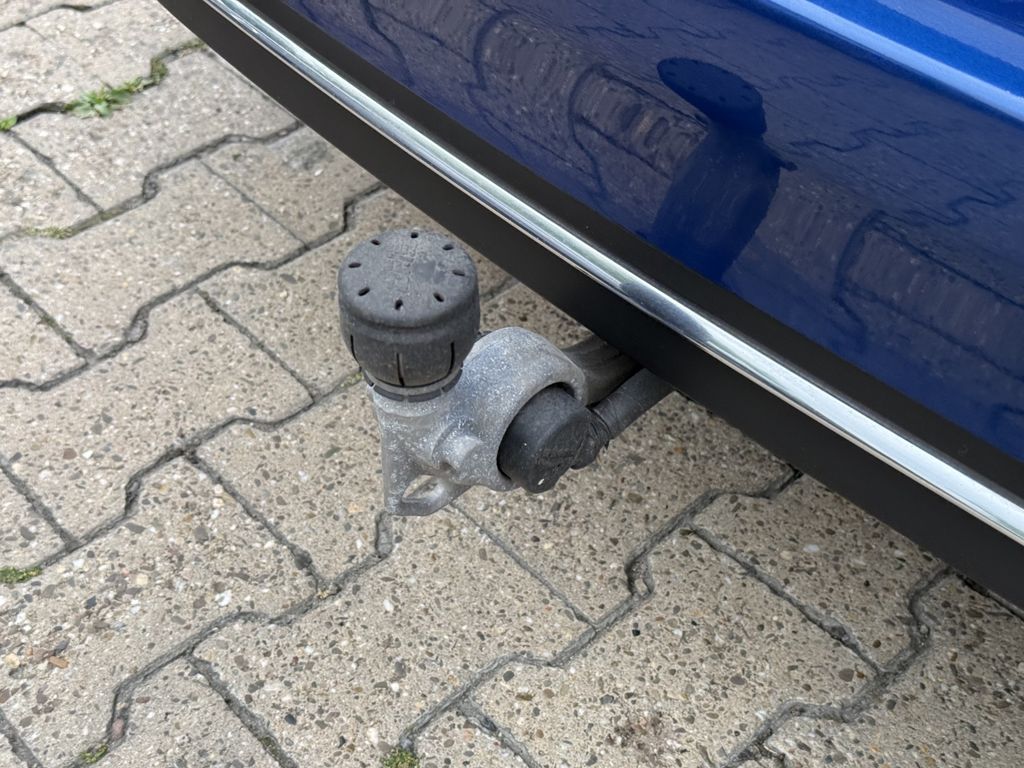 Mercedes-Benz C 300 2023