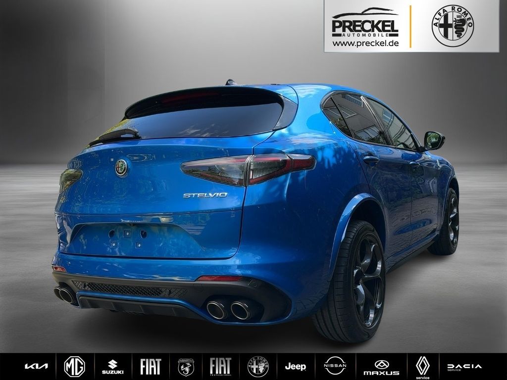 Alfa Romeo Stelvio 2025