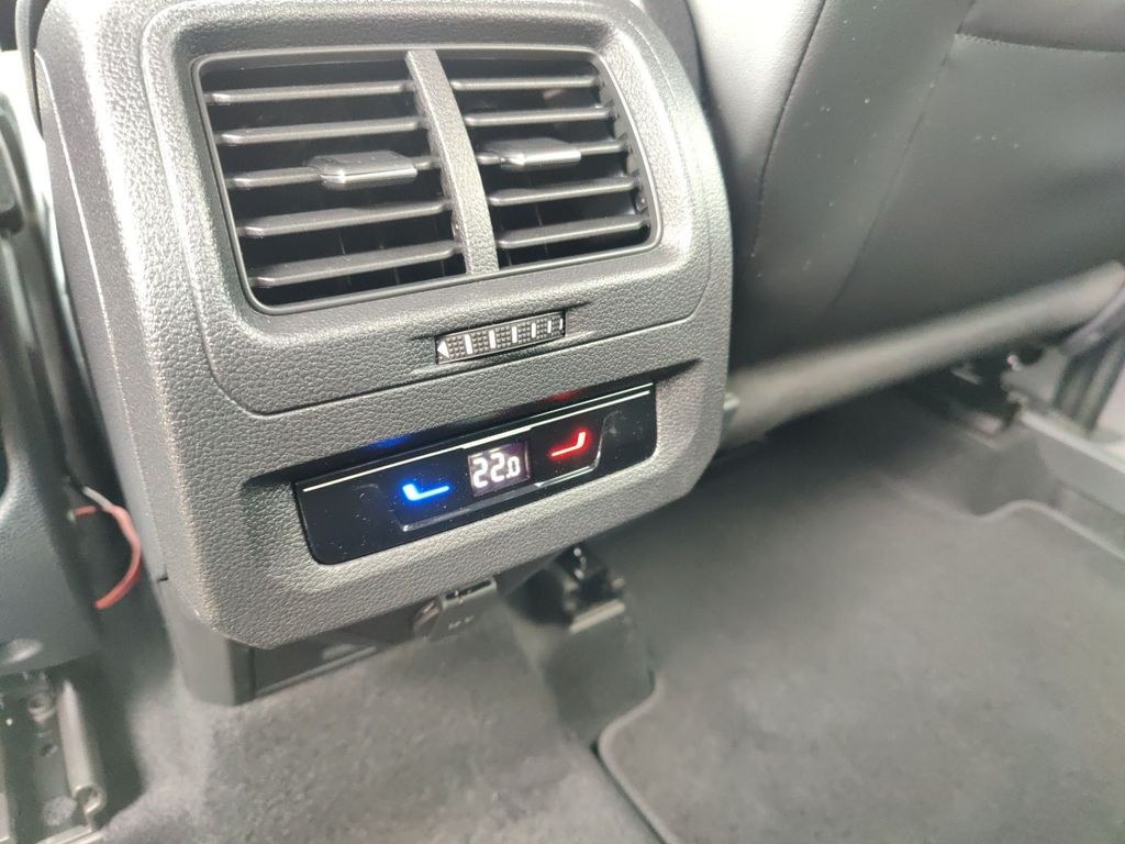 Volkswagen Touran 2025