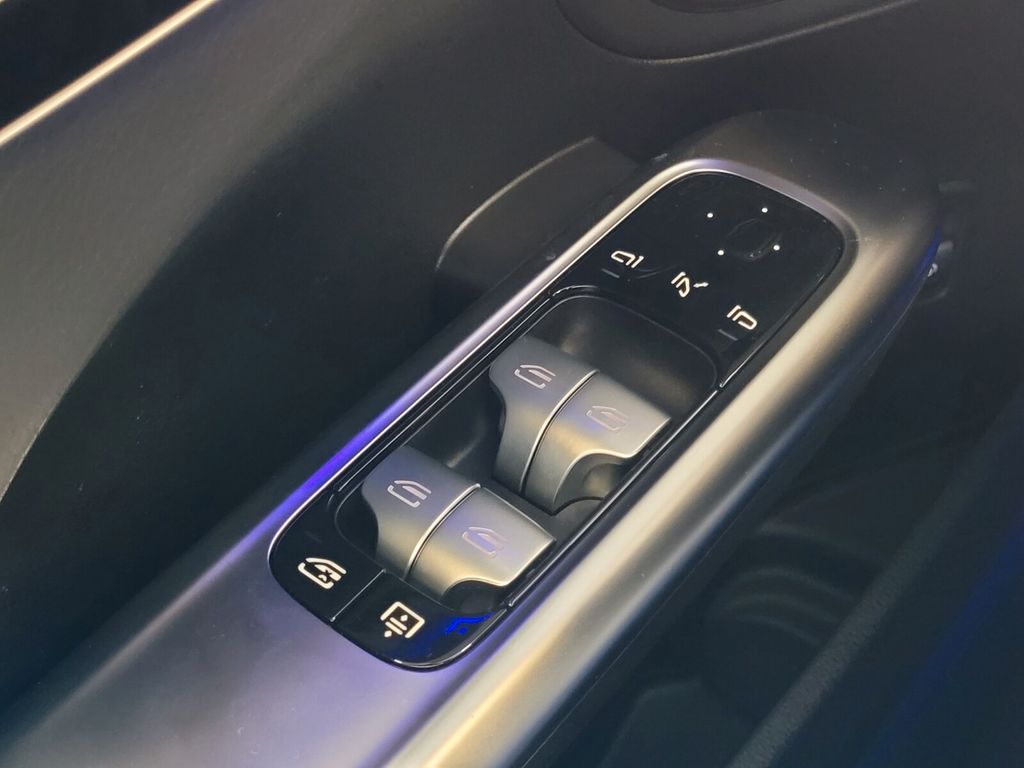 Mercedes-Benz C 200 2024