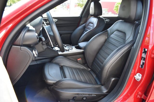 Alfa Romeo Giulia 2024