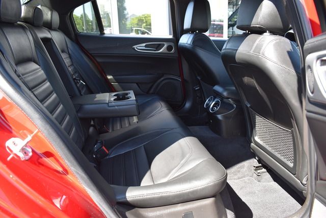 Alfa Romeo Giulia 2024