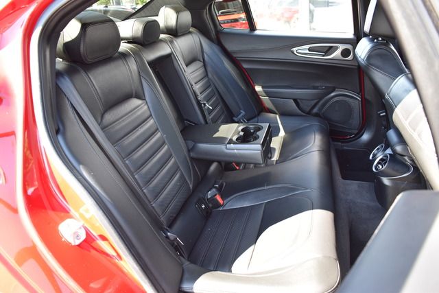 Alfa Romeo Giulia 2024