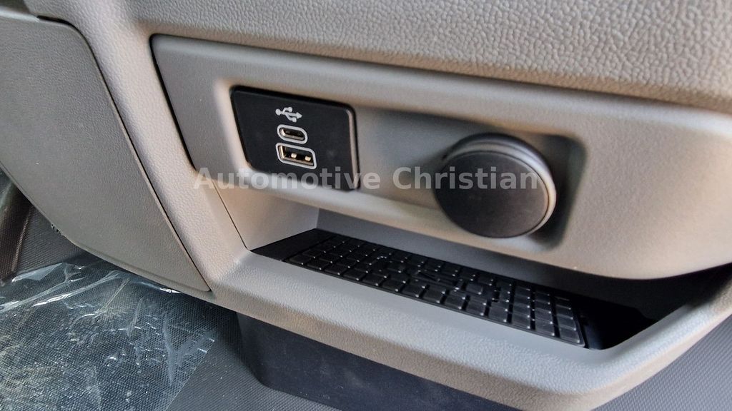 Ford Transit Custom 2025