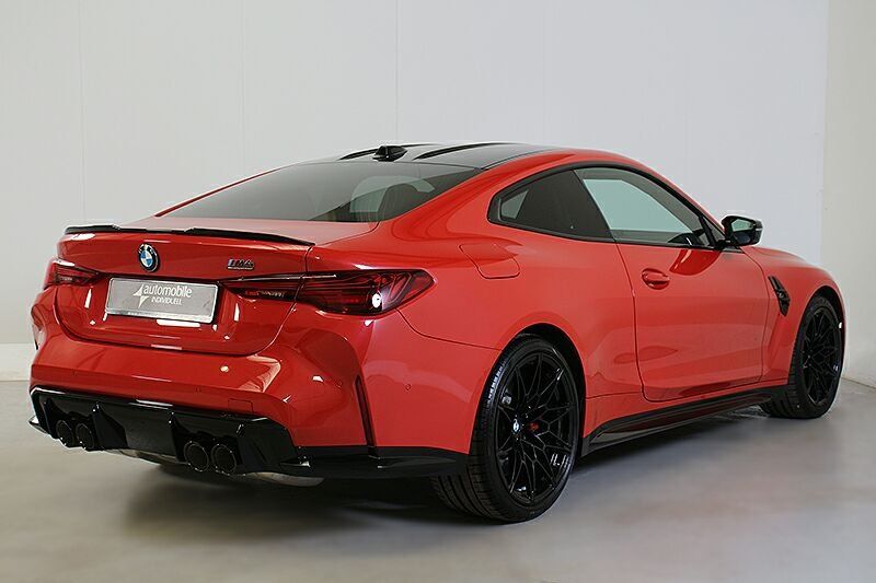 BMW M4 2024