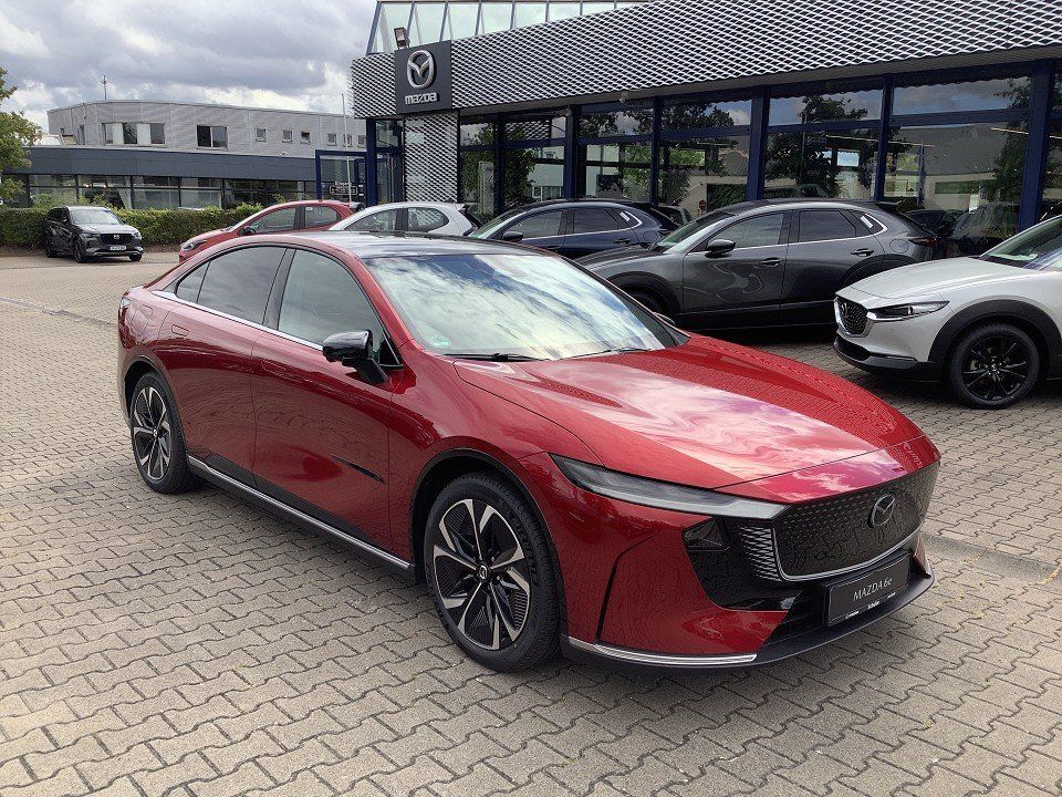 Mazda 6e 2025