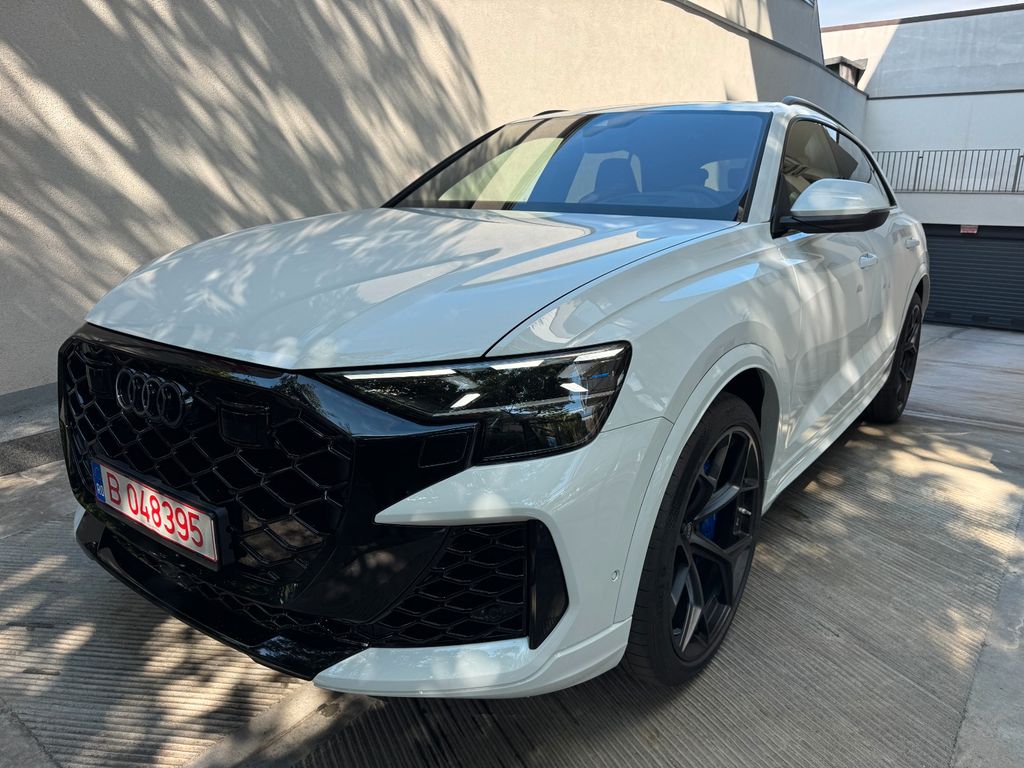 Audi RSQ8 2025