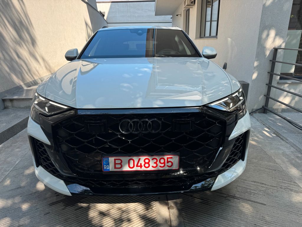 Audi RSQ8 2025