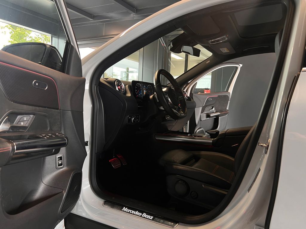 Mercedes-Benz GLA 200 2020