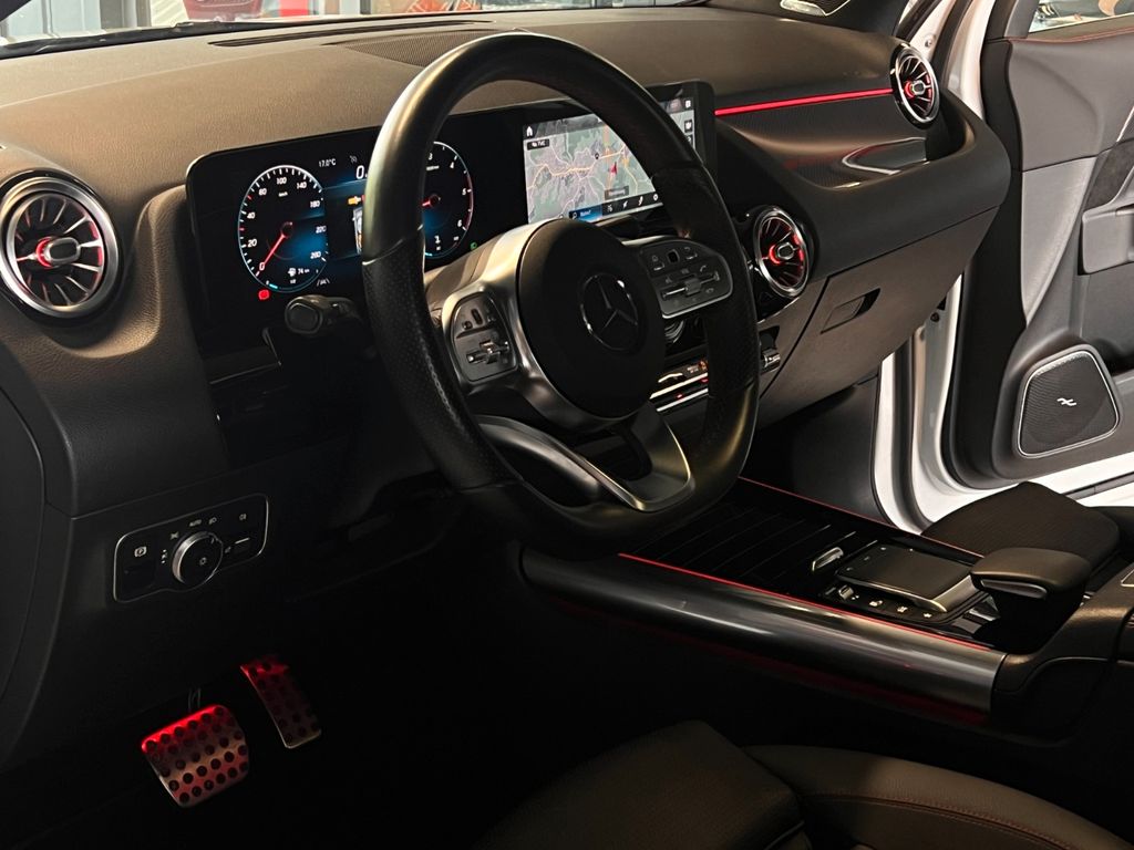 Mercedes-Benz GLA 200 2020