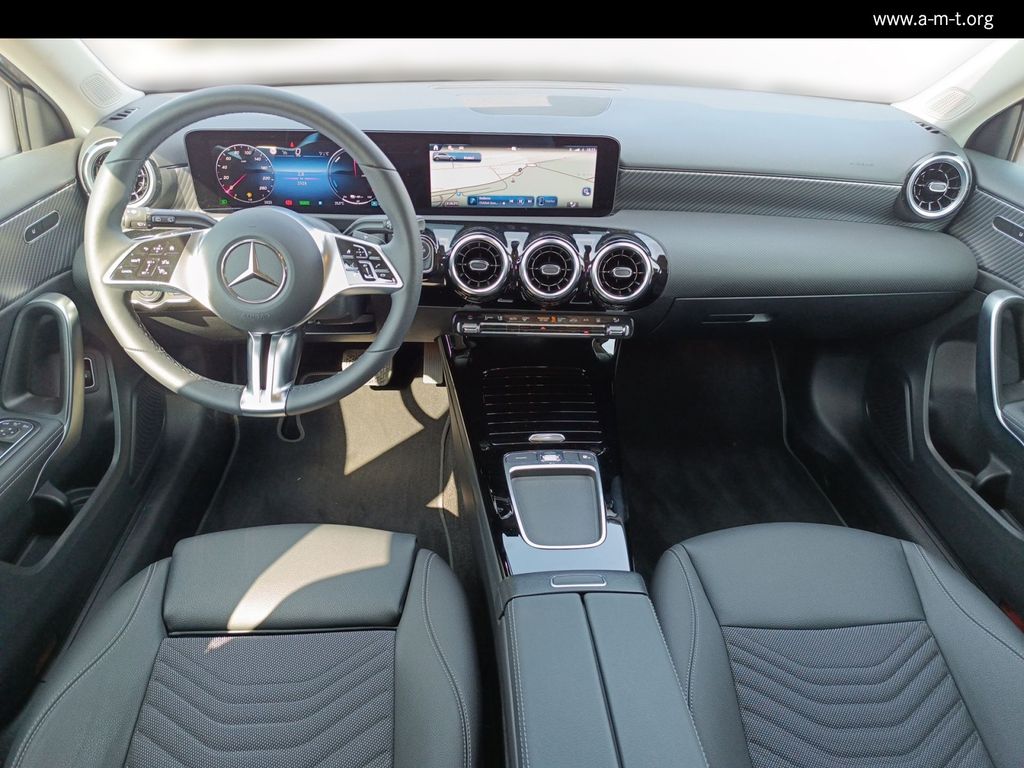 Mercedes-Benz A 250 2024