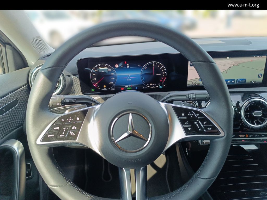 Mercedes-Benz A 250 2024