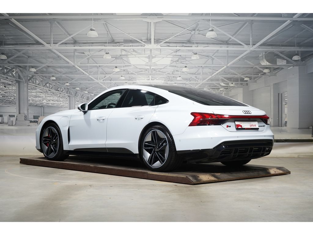 Audi RS e-tron GT 2022