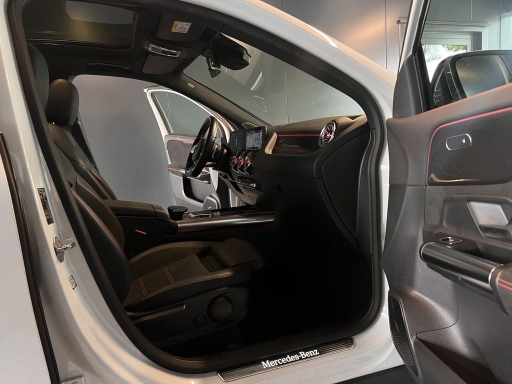 Mercedes-Benz GLA 200 2020