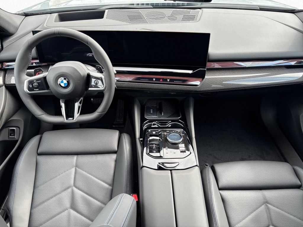 BMW 520 2025