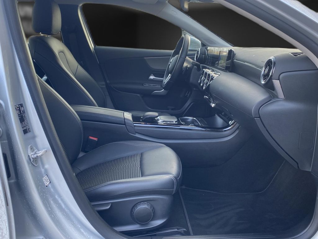 Mercedes-Benz A 250 2021
