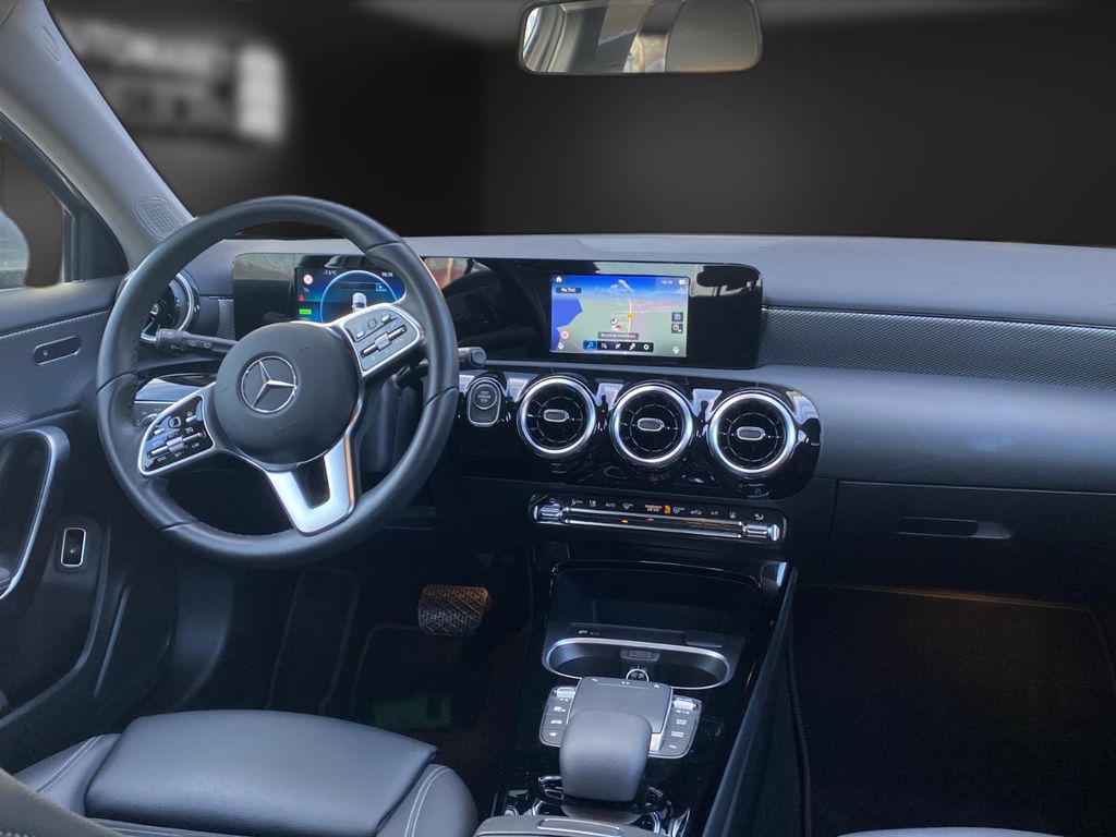 Mercedes-Benz A 250 2021