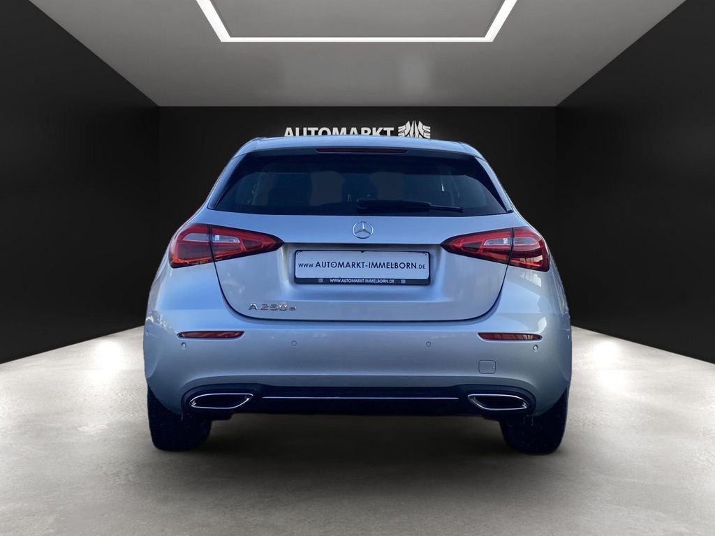 Mercedes-Benz A 250 2021