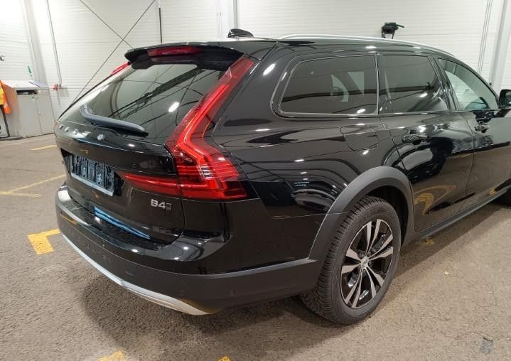 Volvo V90 Cross Country 2024