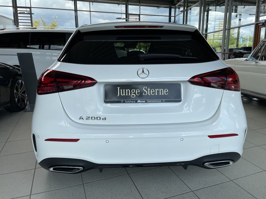 Mercedes-Benz A 200 2025