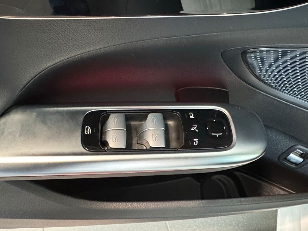 Mercedes-Benz C 300 2024