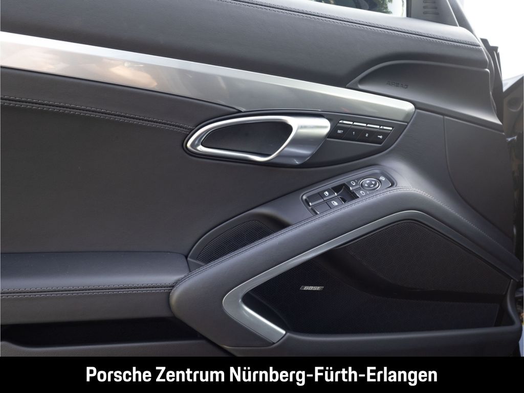 Porsche Boxster 2024