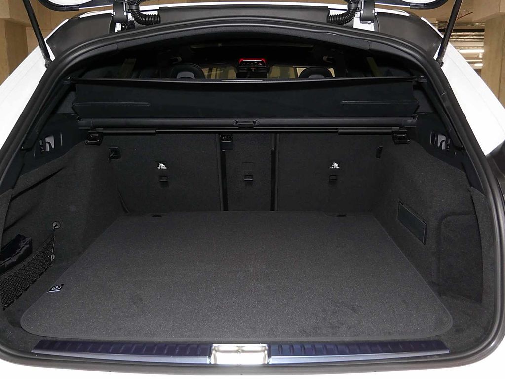 Mercedes-Benz E 200 2025