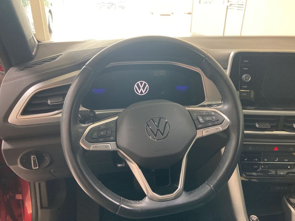 Volkswagen T-Roc 2023