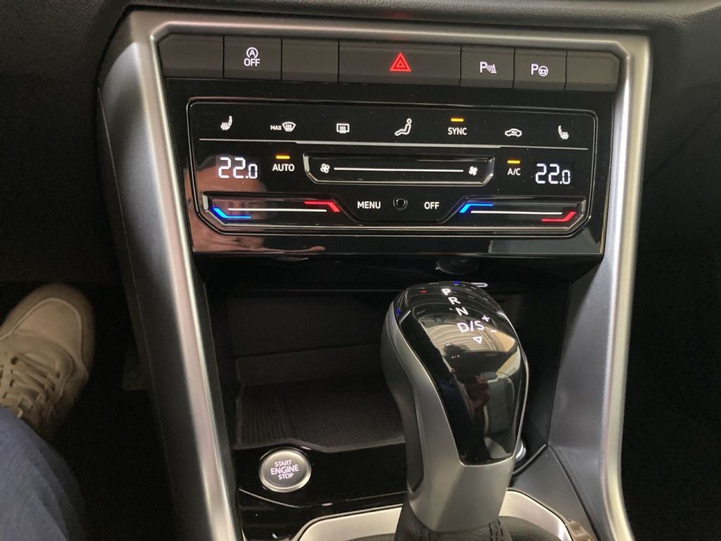 Volkswagen T-Roc 2023