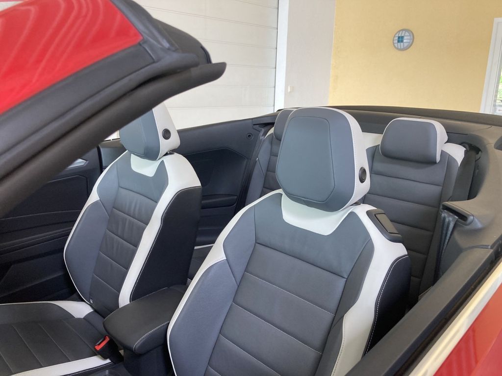 Volkswagen T-Roc 2023