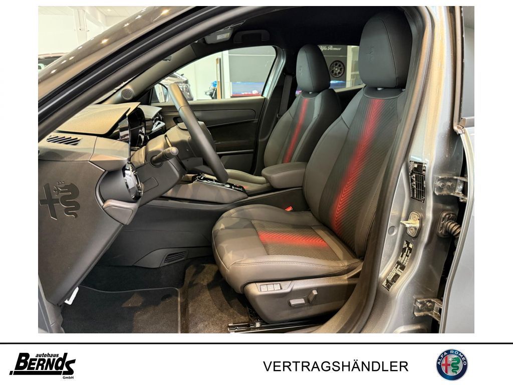 Alfa Romeo Junior 2025