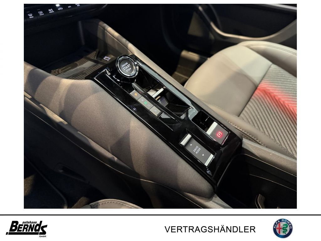 Alfa Romeo Junior 2025