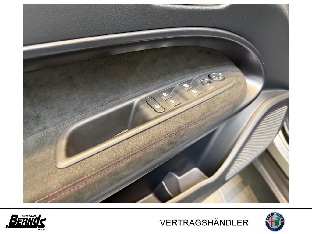 Alfa Romeo Junior 2025