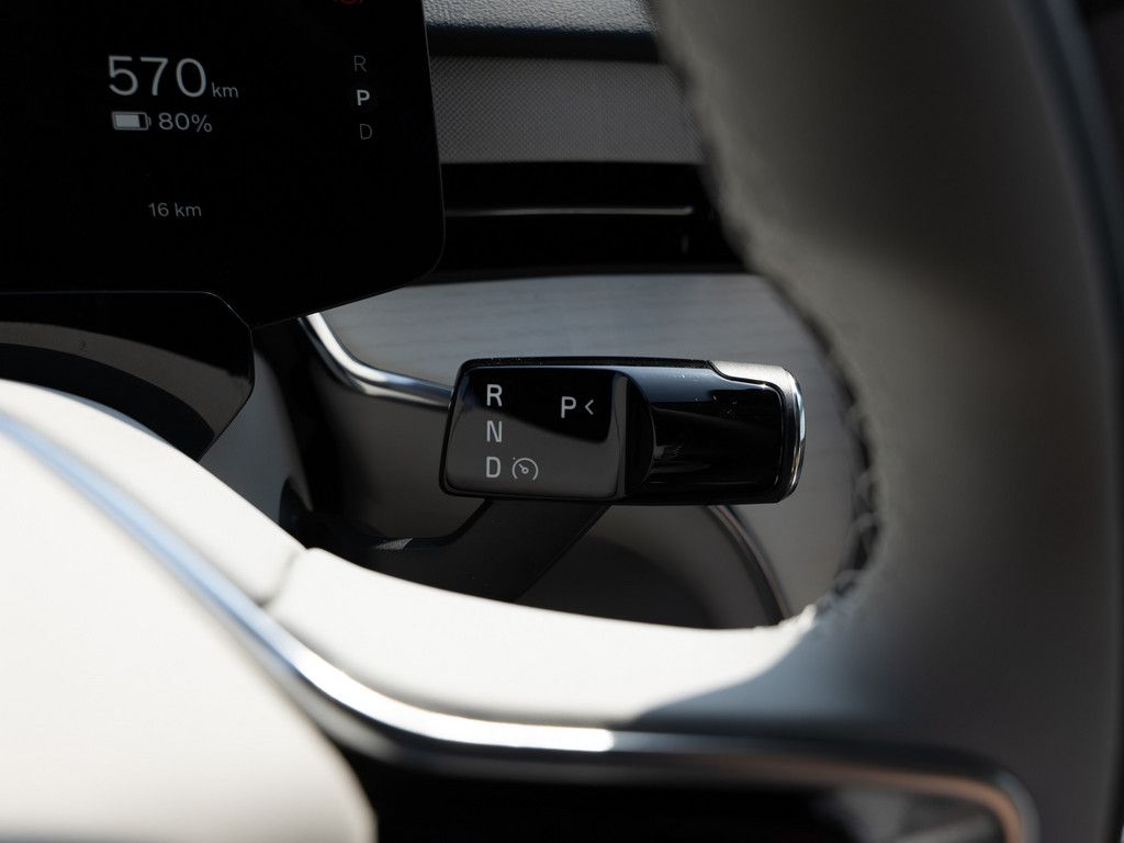 Volvo EX90