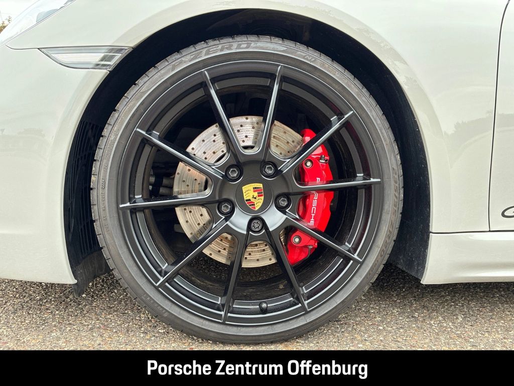 Porsche Cayman 2024