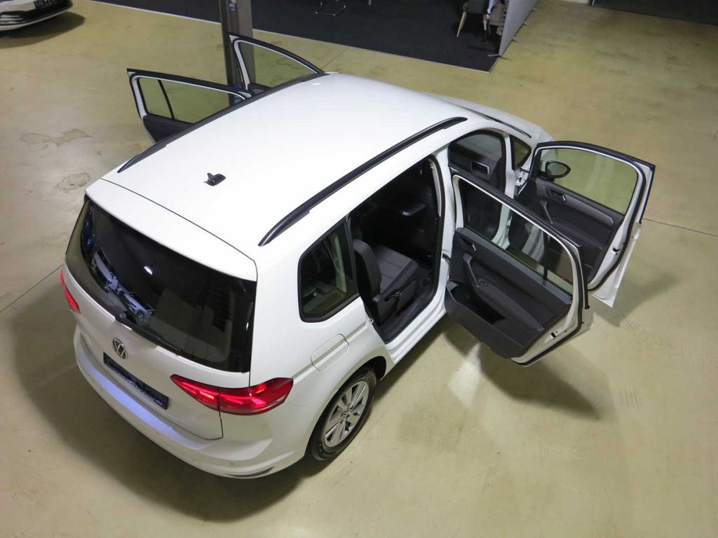 Volkswagen Touran 2021