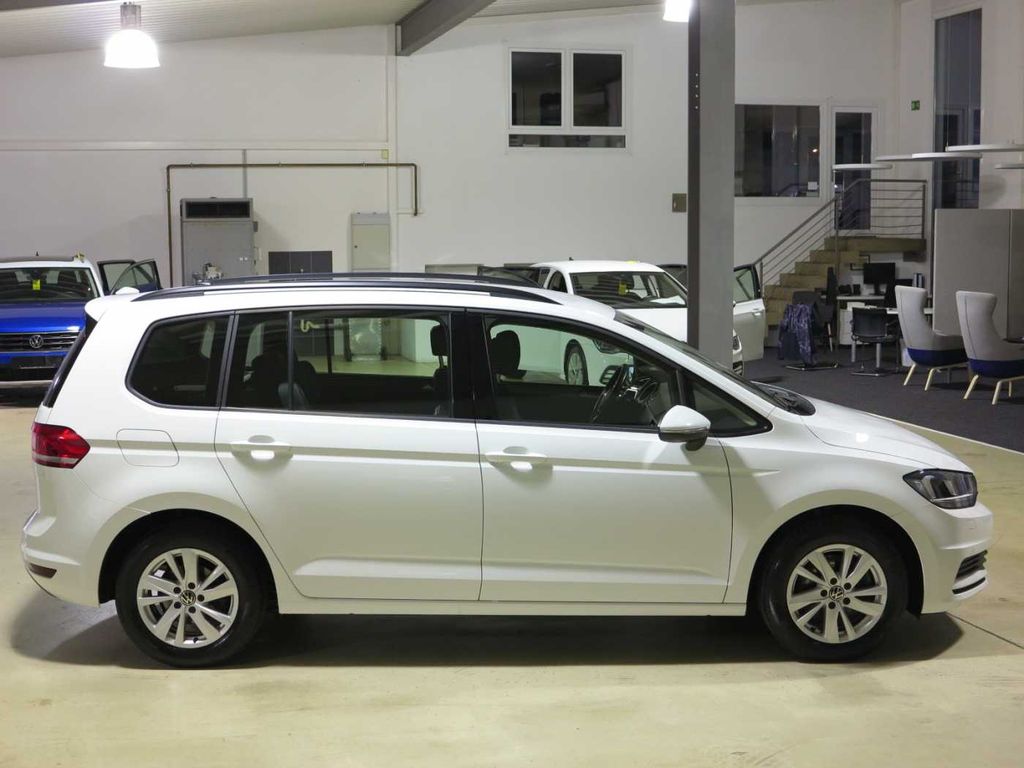 Volkswagen Touran 2021