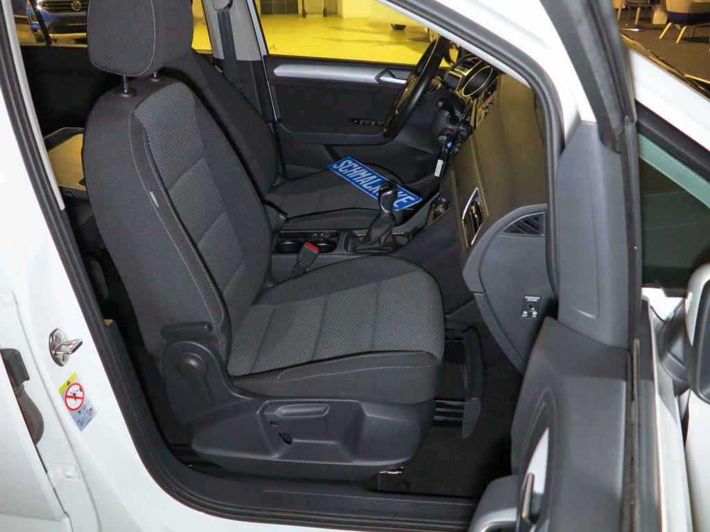 Volkswagen Touran 2021