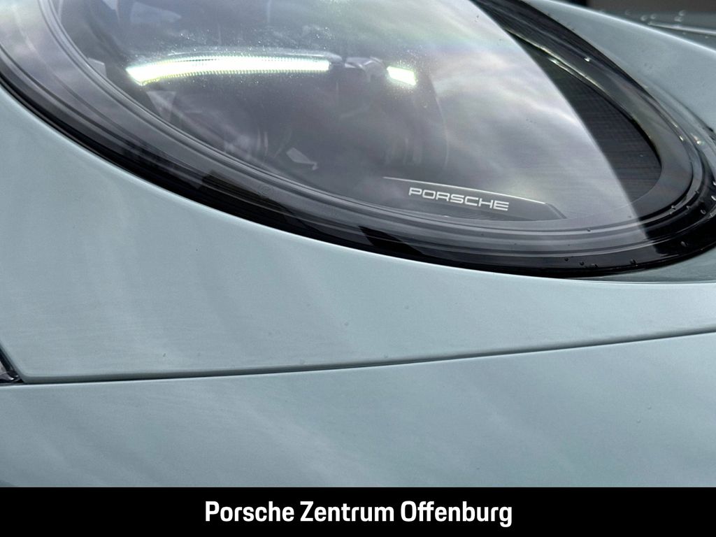 Porsche 992 2024