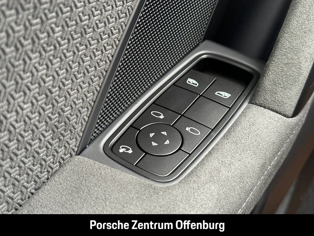 Porsche 992 2024