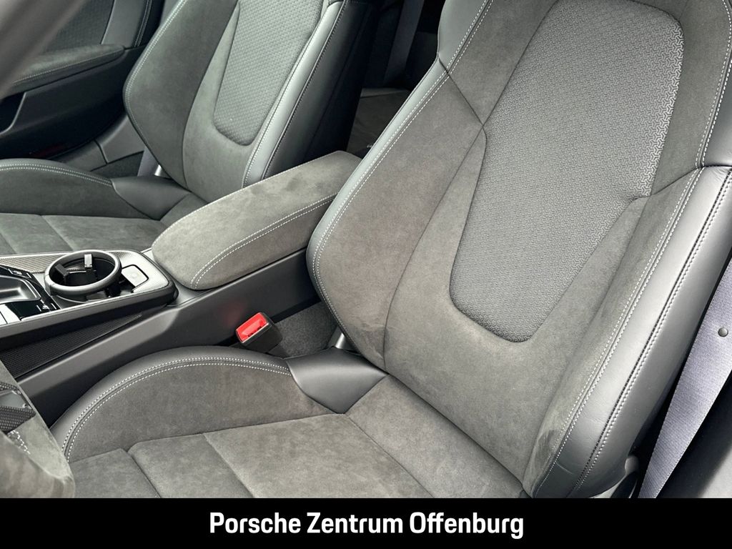Porsche 992 2024