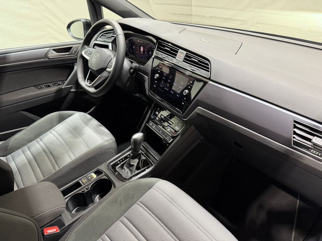 Volkswagen Touran 2025