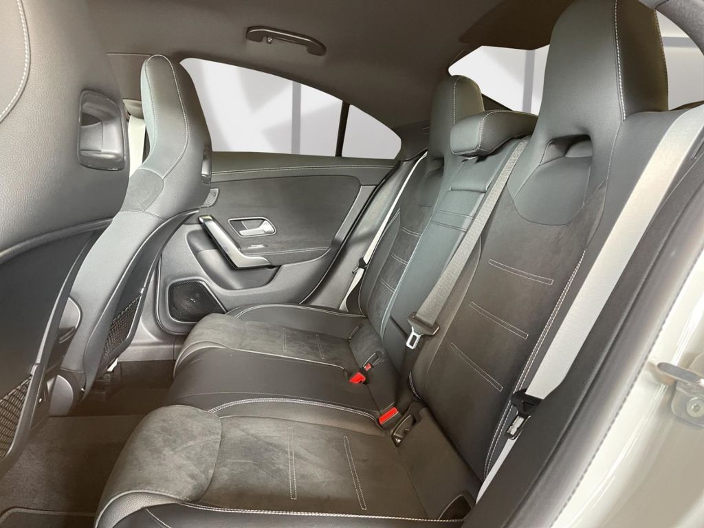 Mercedes-Benz CLA 220 2025