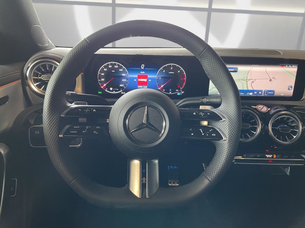 Mercedes-Benz CLA 220 2025