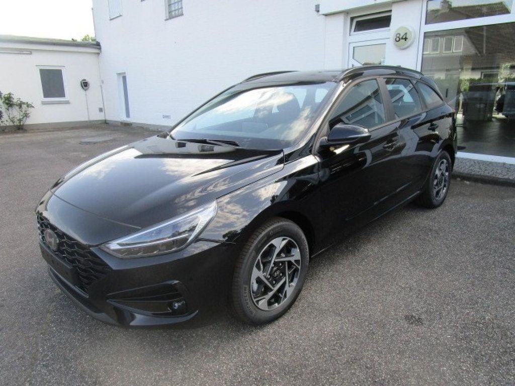 Hyundai i30 2025